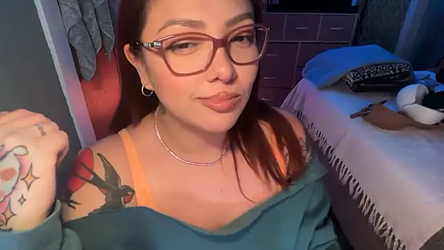 native_naya's Webcam Show