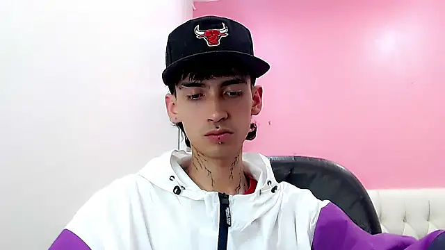 ttimy_x_boy Adlı Modelin Web Kamerası Şovu
