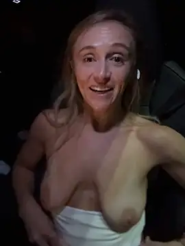 lunagirl13's Webcam Show