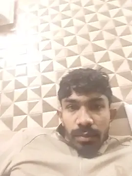 Pokazy przed kamerką – call_boy_kannadiga04