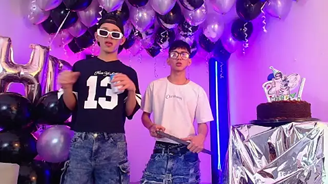แชท XXX สดของ Marcus_and_Tony
