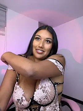 SharaRous' Live XXX Chat
