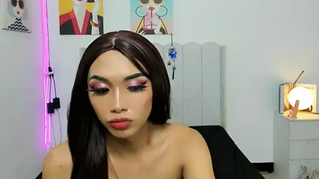 MirandaSterling Chat XXX in diretta