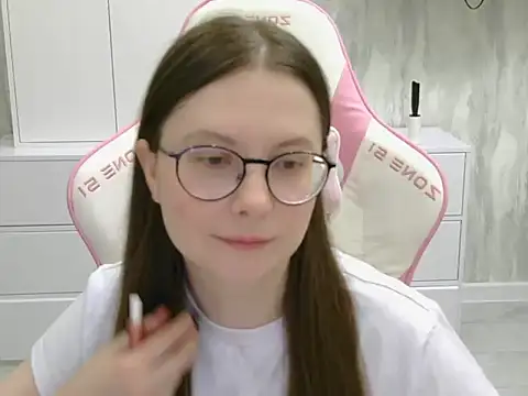 Živý XXX chat Elvirada