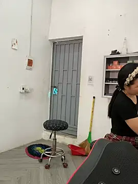 XXX chat uživo modela Ivy_Trix2