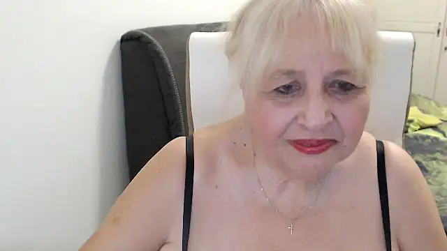 SusiLifeXXX – Live XXX-chat