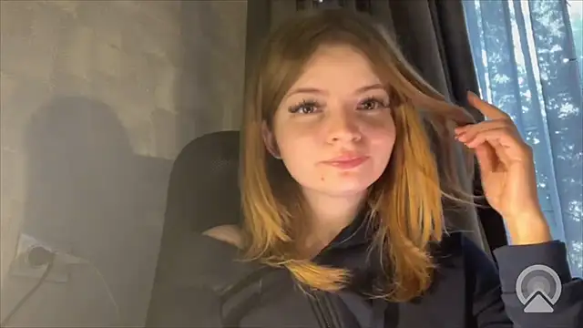 Czat XXX na żywo – Elirya