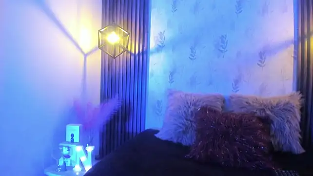 NahomyCarther Webcam Show