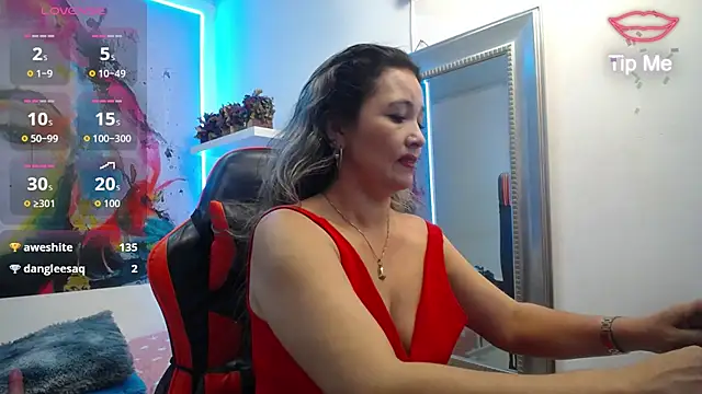 Chat XXX ao vivo de noelia_milf19