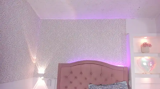 Czat XXX na żywo – layla-Play