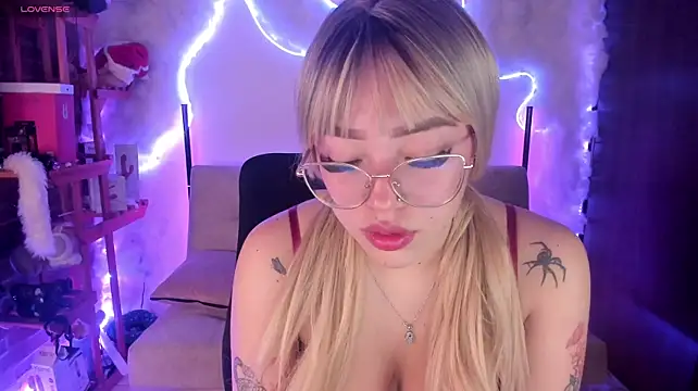 Czat XXX na żywo – liz_martins1