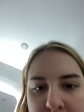 LillianShine 现场XXX聊天