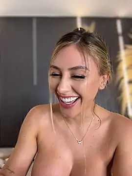 LAURA_VANESA 即時 XXX 聊天