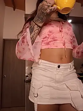 צ'אט XXX בשידור חי של valeriahornier