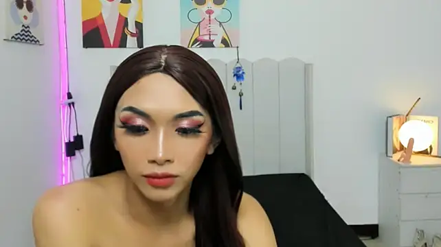 MirandaSterling Adlı Modelin Canlı XXX Sohbeti
