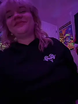Cutiepiespanks' Live XXX Chat