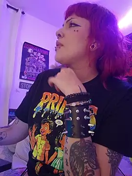Sarah-Stoner Chat XXX in diretta