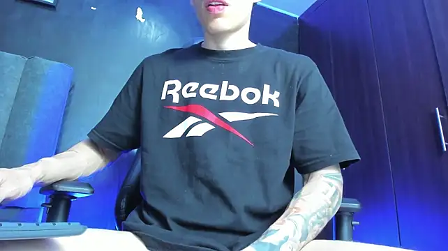 Enzo_Maserati Chat XXX in diretta
