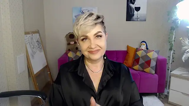 sexy_milffa Adlı Modelin Canlı XXX Sohbeti