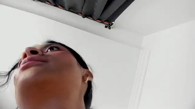 Živý XXX chat nia__white