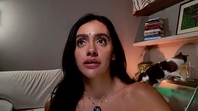دردشة Milana_De الجنسية المباشرة