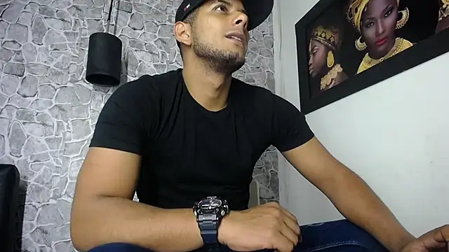 Chris_Dick23: απευθείας συνομιλία ΧΧΧ