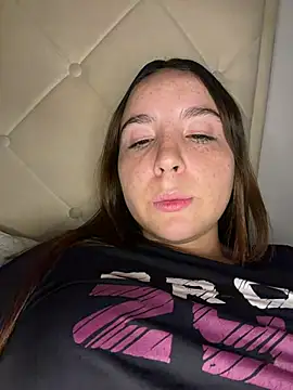 AMORINHA_S2_ Chat XXX in diretta