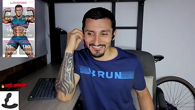دردشة Marck_Muscle الجنسية المباشرة