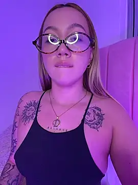 Rebe_ Live XXX-chat
