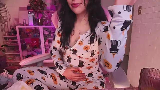 kaithra's Webcam Show