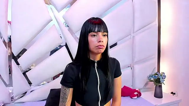 kylie_seex Adlı Modelin Canlı XXX Sohbeti
