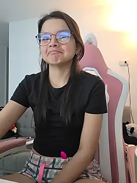 Živý XXX chat azumiichan