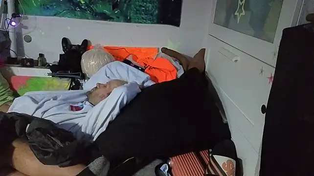 Cojoten Live XXX chat