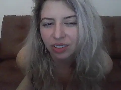 Lize_Ash Chat XXX in diretta