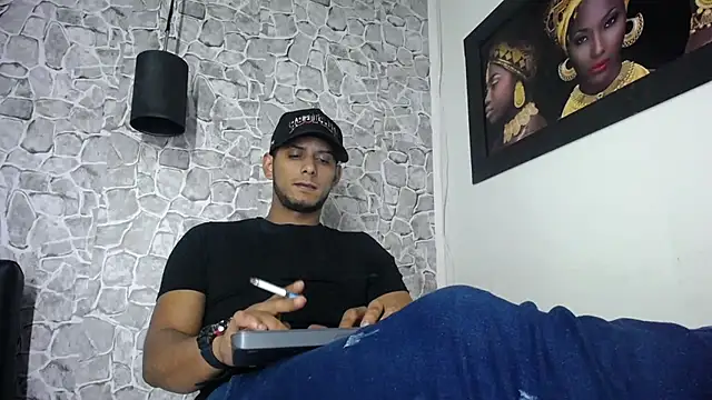 Chris_Dick23's Live XXX Chat