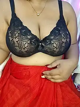 Curvy_Pooja Live XXX-Chat