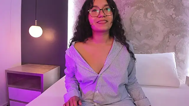 دردشة alysson_moon_ الجنسية المباشرة