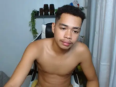 curlyasian_njxx's Live XXX Chat