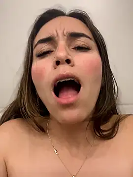 Nathashaa_Velvet 现场XXX聊天