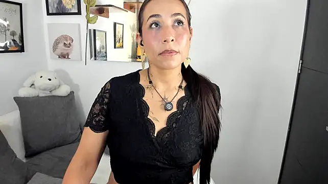 electra_hunt's Live XXX Chat