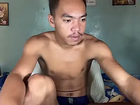 slimraz02 现场XXX聊天