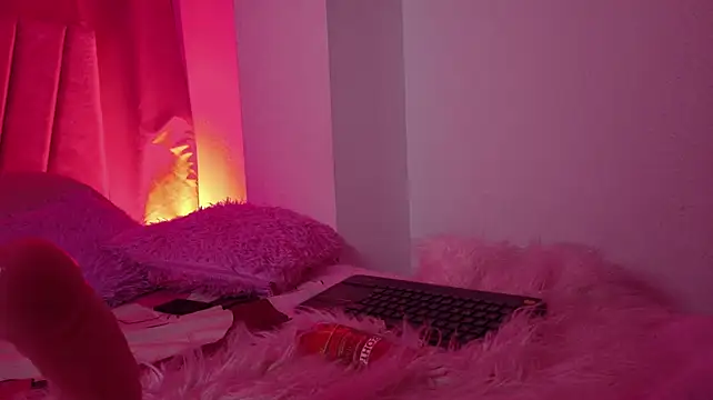 Miia_Belluci Webcam show