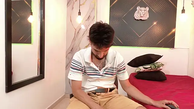 دردشة KingOfTemptation الجنسية المباشرة