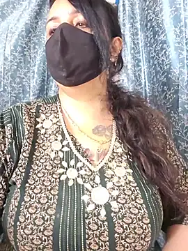 Chat XXX ao vivo de cute-tanvi