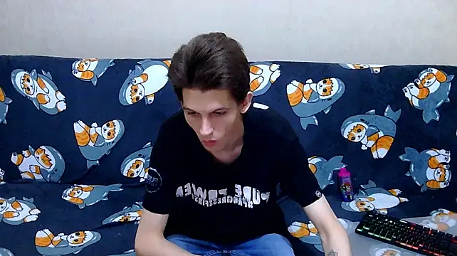 Lester_Broo Live XXX-Chat