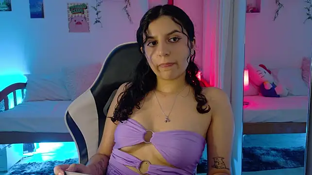 Czat XXX na żywo – OhMySelenyx3