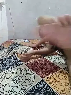 Cute-Naavya's Live XXX Chat