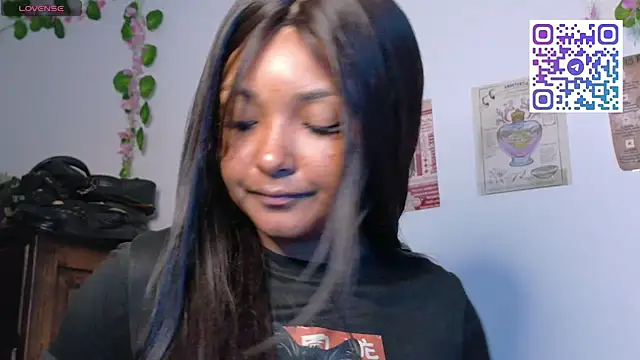 Chatroom XXX en direct de Luna__1