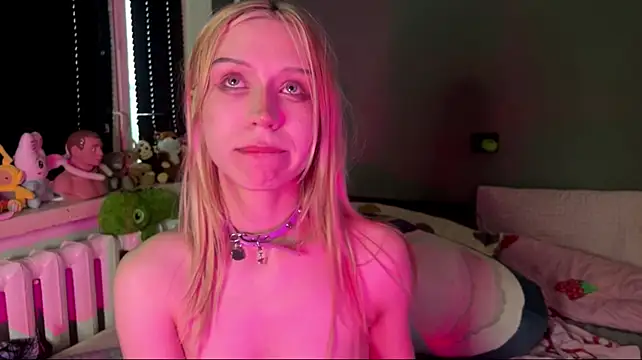 sexy_cute18 Chat XXX live