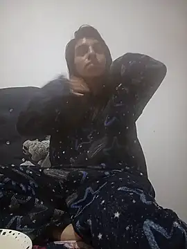 Ariell_Kieran Adlı Modelin Canlı XXX Sohbeti